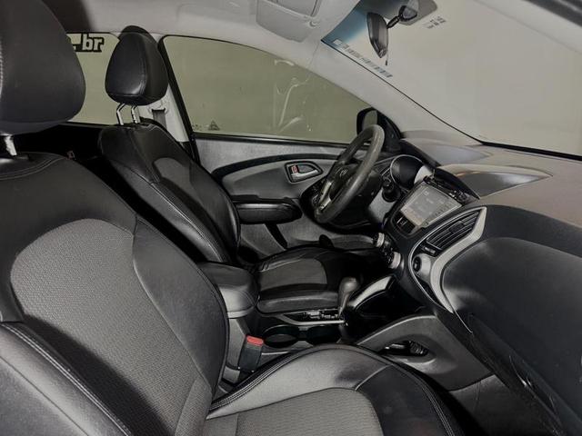 HYUNDAI X35 B 2015