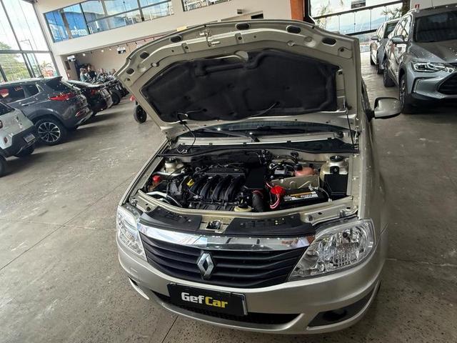 RENAULT LOGAN EXPRESSION 1.6 8V AUT 4P 2013