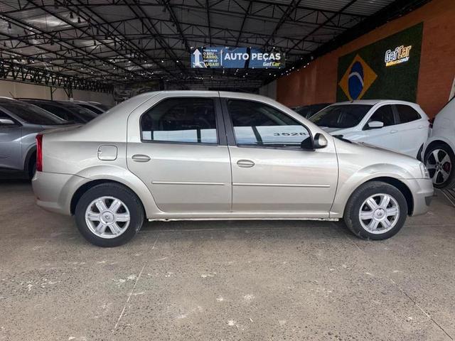 RENAULT LOGAN EXPRESSION 1.6 8V AUT 4P 2013