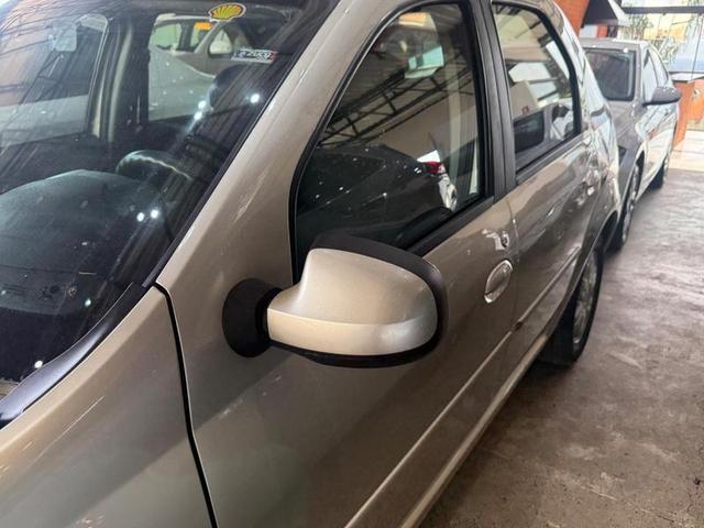 RENAULT LOGAN EXPRESSION 1.6 8V AUT 4P 2013
