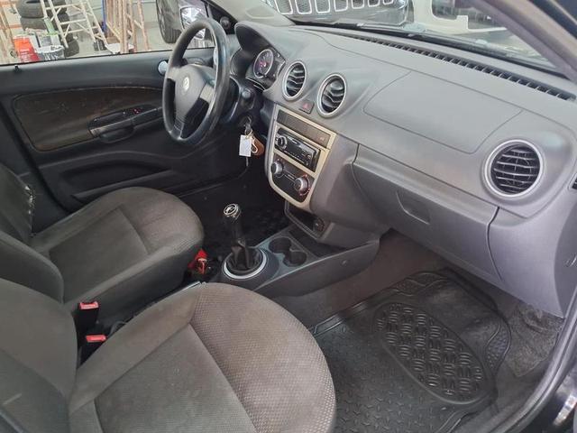 VOLKSWAGEN VOYAGE 1.0 2011