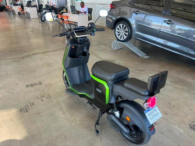 SCOOTER 1000W 2026
