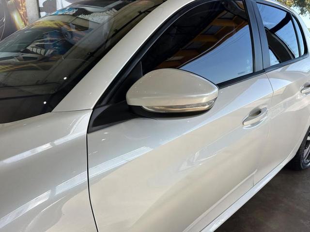 PEUGEOT 208 ALLURE 2022