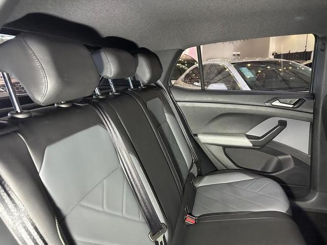 VOLKSWAGEN T CROSS CL TSI 2025