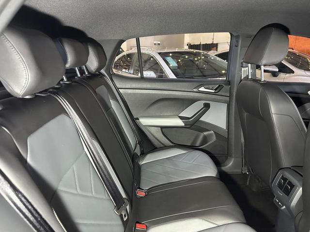 VOLKSWAGEN T CROSS CL TSI 2025