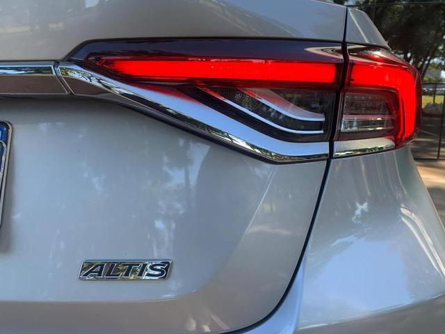 TOYOTA COROLLA ALTIS 20 2025