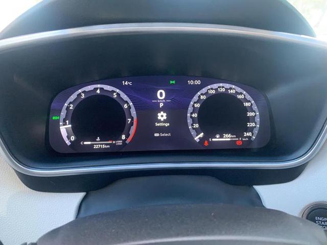 TOYOTA COROLLA ALTIS 20 2025