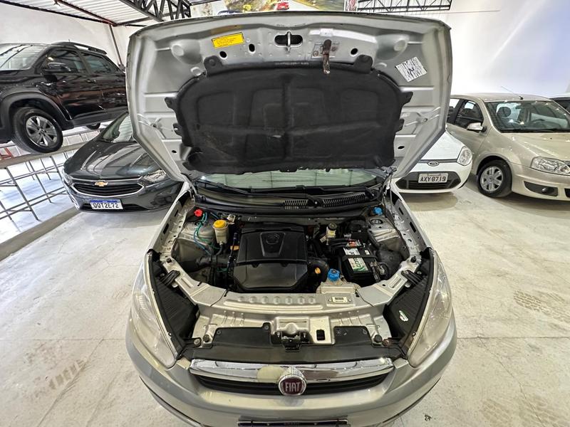 Fiat Siena Essence 1.6 Em Wenceslau Braz - foto 3