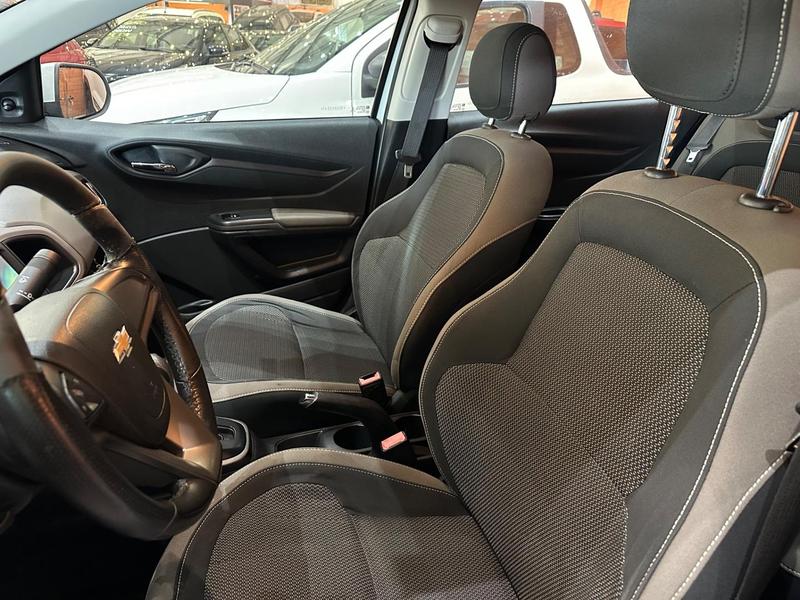 Chevrolet Prisma 1.4at LT Em Siqueira Campos - foto 20