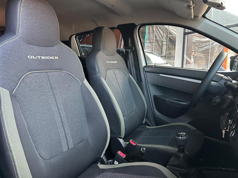 Renault Kwid Outsider 1.0 Flex 12V 5P Mec Em Ibaiti - foto 17