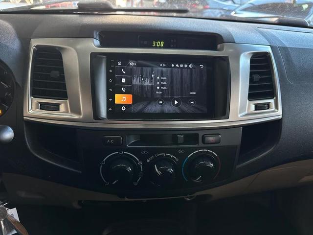TOYOTA HILUX SW4 4X2SR 2015