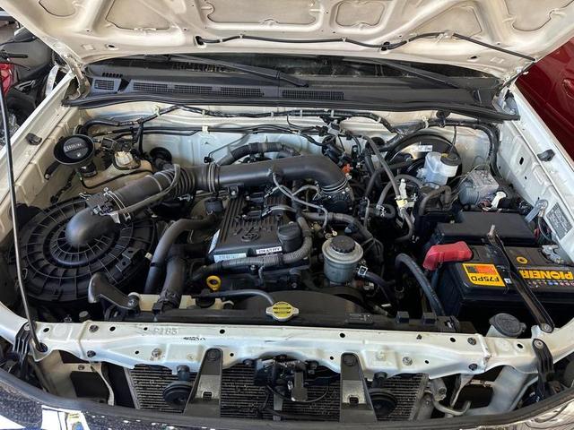 TOYOTA HILUX SW4 4X2SR 2015