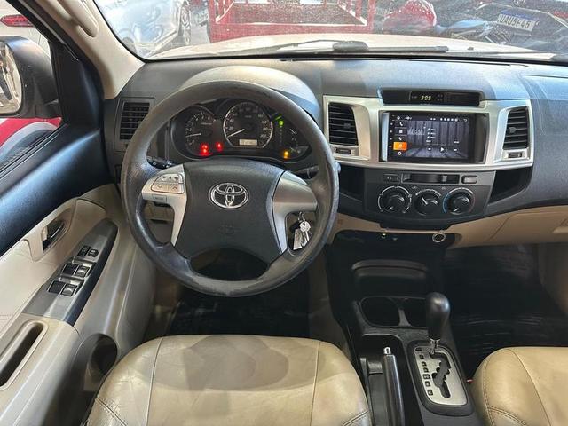 TOYOTA HILUX SW4 4X2SR 2015