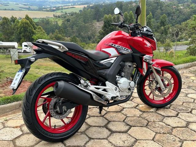 HONDA CB250F TWISTER ABS 2021