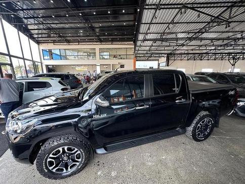 TOYOTA HILUX CDSRVA4FD 2022