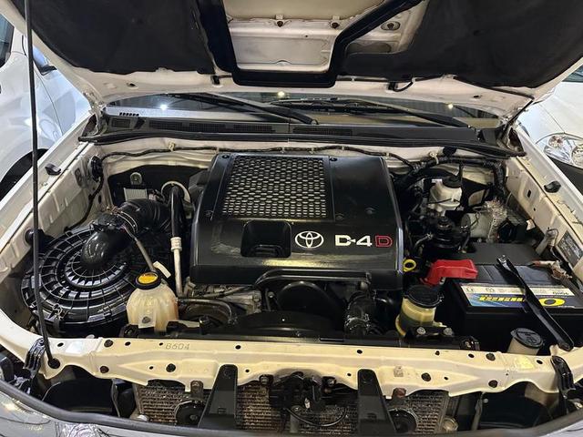 TOYOTA HILUXSW4 SRV4X4 2012
