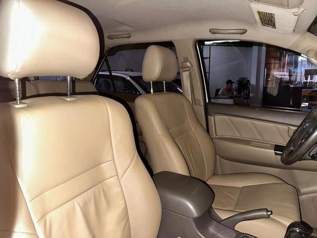 TOYOTA HILUXSW4 SRV4X4 2012