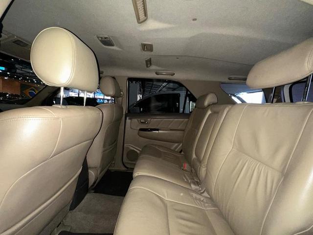 TOYOTA HILUXSW4 SRV4X4 2012