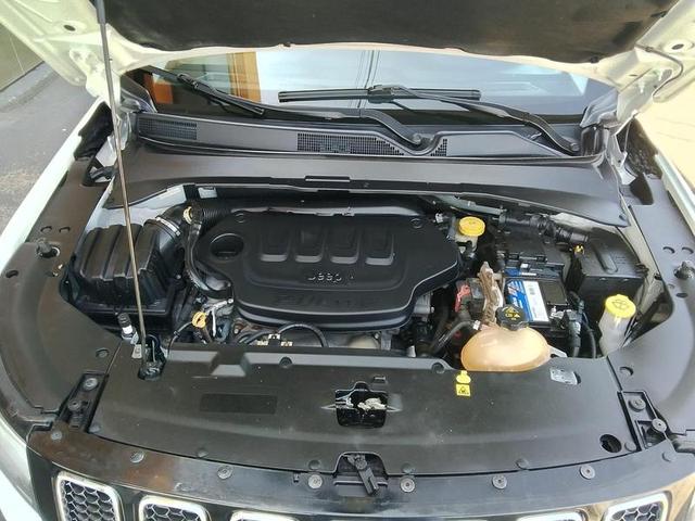 JEEP COMPASS LONGITUDE 2.0 4x2 FLEX 16V AUT 2017