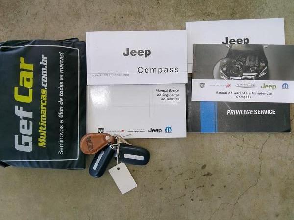 JEEP COMPASS LONGITUDE 2.0 4x2 FLEX 16V AUT 2017