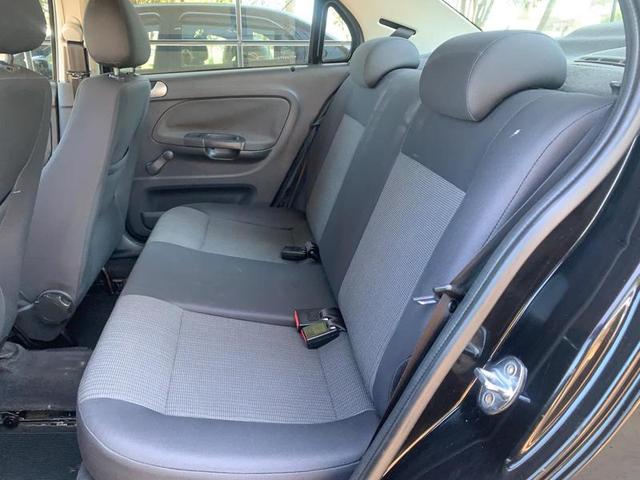 VOLKSWAGEN NOVO VOYAGE 1.0 2013