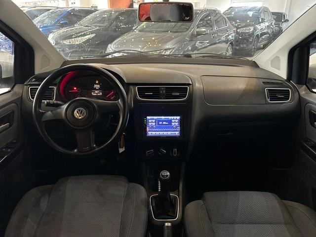 VOLKSWAGEN FOX 1.0 MI TOTAL FLEX 8V 5P 2011
