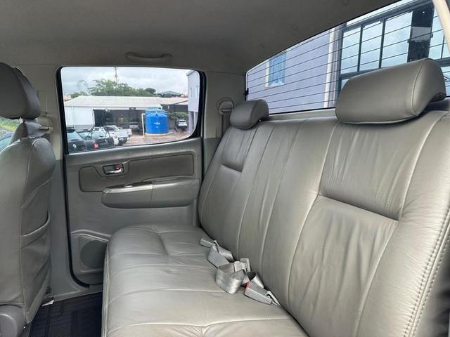 TOYOTA HILUX CD4X4 SRV 2010
