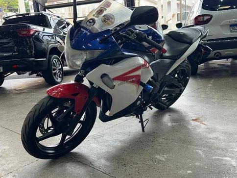 HONDA CBR 250R 2012
