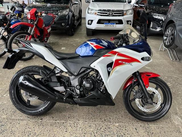 HONDA CBR 250R 2012