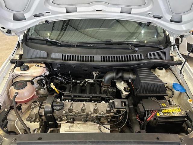 VOLKSWAGEN FOX CONNECT MB 2021