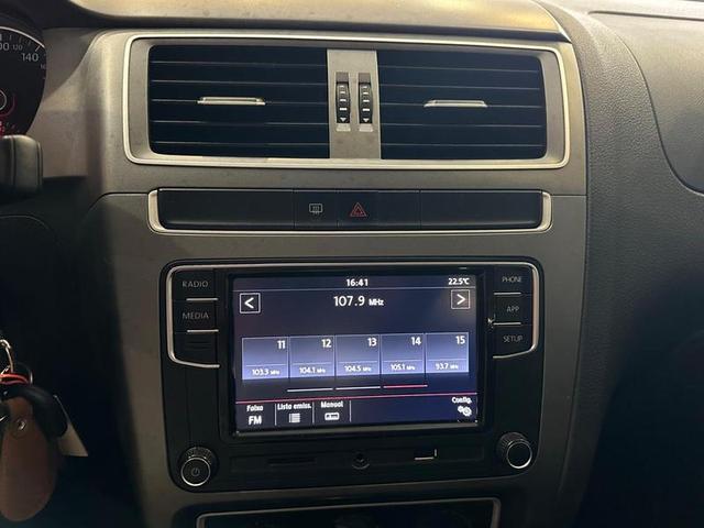 VOLKSWAGEN FOX CONNECT MB 2021