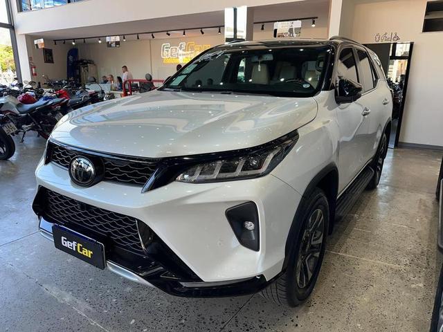 TOYOTA HILUX SWDMDA4MD 2024