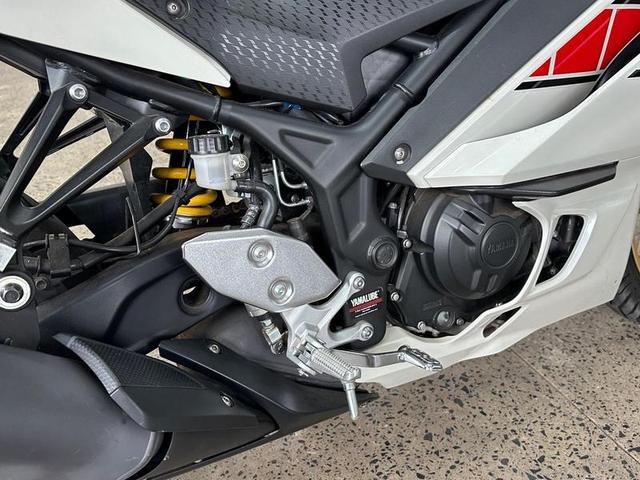 YAMAHA YZF R3 WGP 60TH 2023