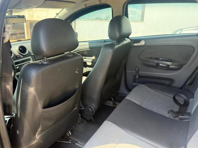 VOLKSWAGEN NOVO GOL 1.0 CITY 2013