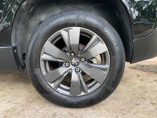 PEUGEOT 2008 ALLURE AT 2017