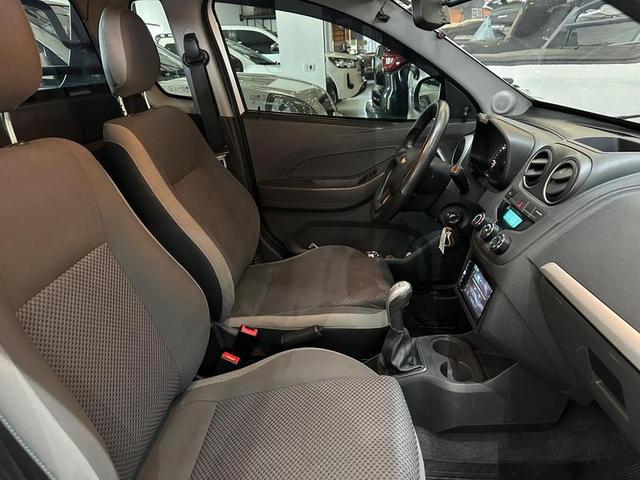 CHEVROLET MONTANA LS 2014