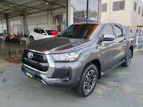 TOYOTA HILUX CDSRVA4FD 2024