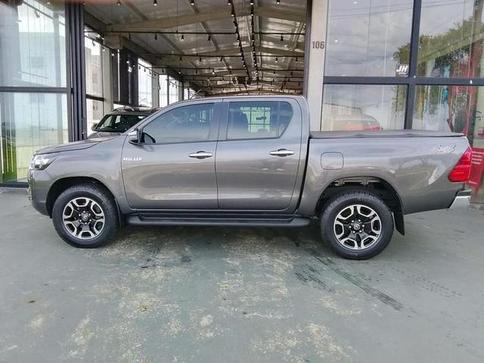 TOYOTA HILUX CDSRVA4FD 2024