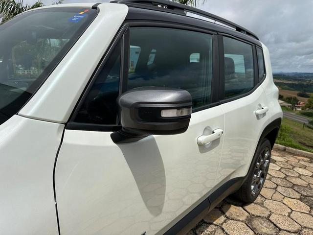 JEEP RENEGADE S T2704X4 2023
