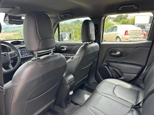 JEEP RENEGADE S T2704X4 2023