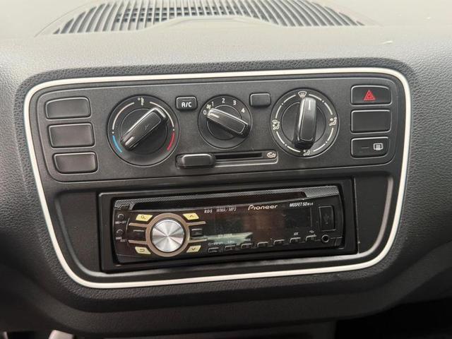 VOLKSWAGEN UP TAKE MA 2015