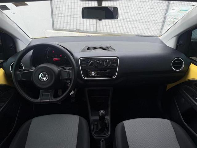 VOLKSWAGEN UP TAKE MA 2015