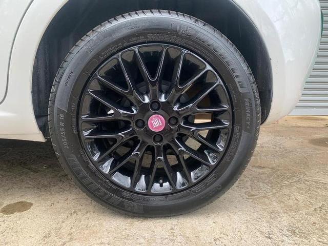 FIAT PUNTO ESSENCE 1.6 2013