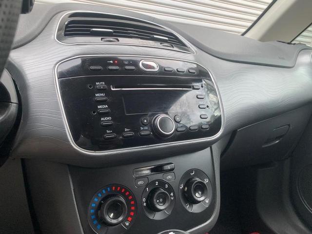 FIAT PUNTO ESSENCE 1.6 2013