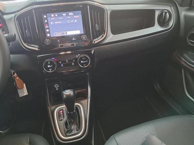 FIAT STRADA ULTRA T200AT 2024
