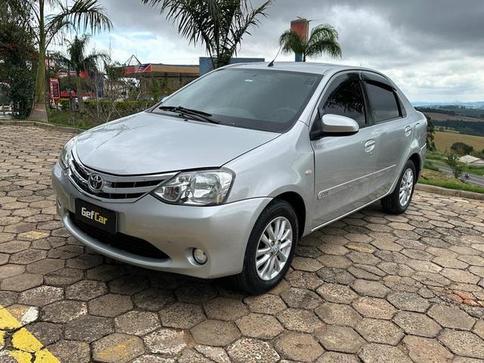 TOYOTA ETIOS SD XLS 2014