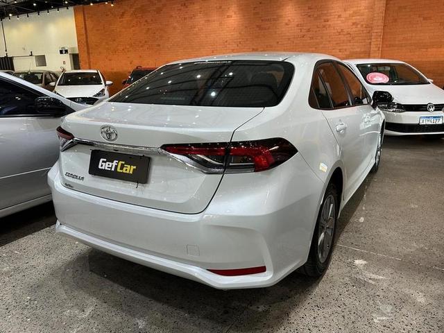 TOYOTA COROLLA GLI 2025