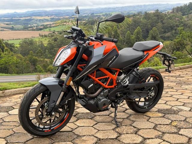 KTM 390 DUKE 2024