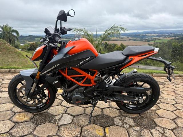 KTM 390 DUKE 2024