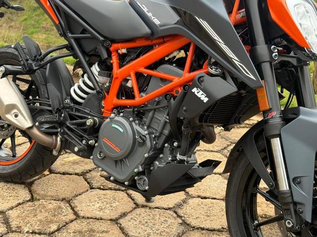 KTM 390 DUKE 2024
